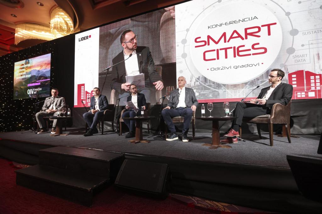 Panel discussion 